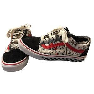 VANS X Stranger Things Old Skool Hellfire Club Men 7 Women's 8.5 Shoes Sneakers